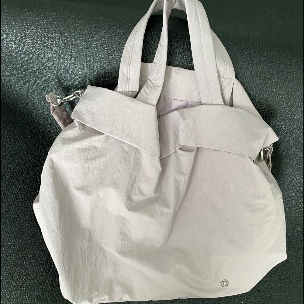 Lululemon On My Level Large Tote